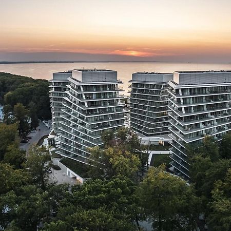 Prywatne Apartamenty Sun & Snow W Wave Z Basenem Miedzyzdroje Eksteriør bilde