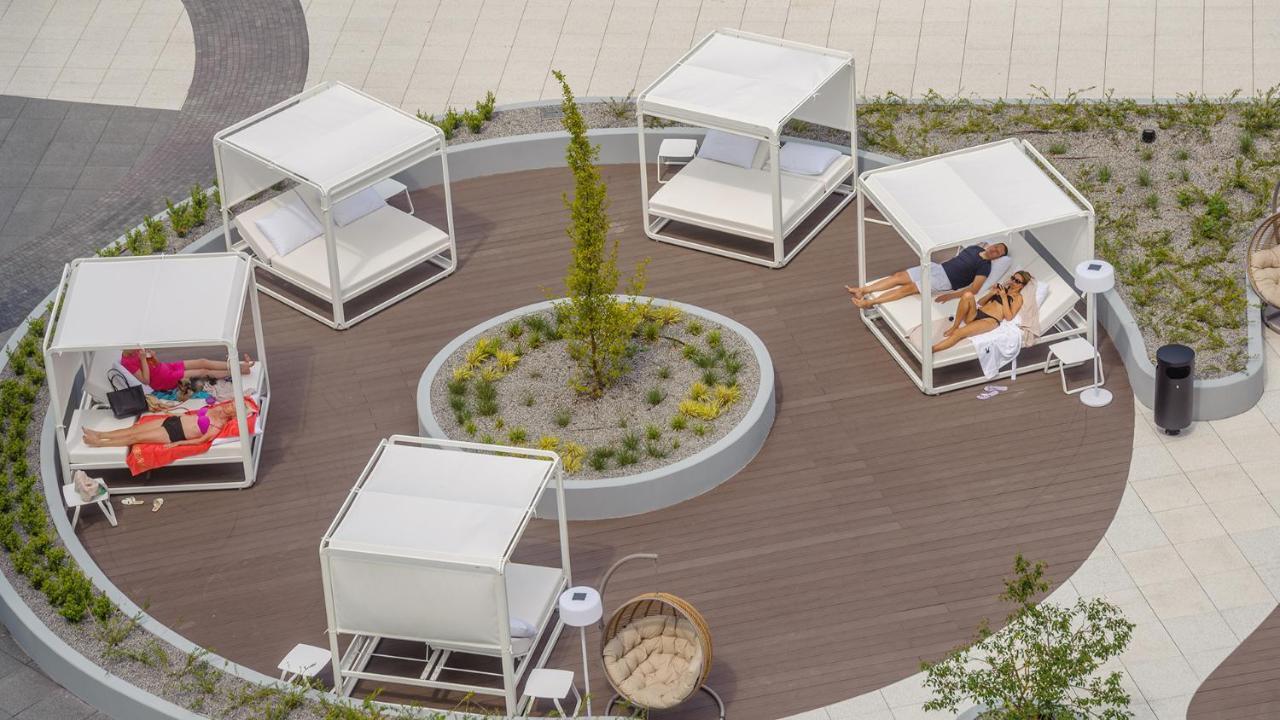 Prywatne Apartamenty Sun & Snow W Wave Z Basenem Miedzyzdroje Eksteriør bilde