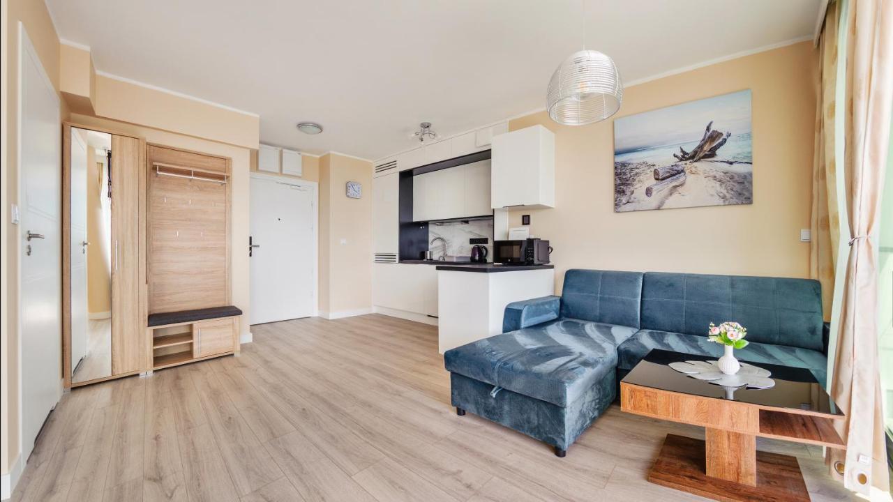 Prywatne Apartamenty Sun & Snow W Wave Z Basenem Miedzyzdroje Eksteriør bilde