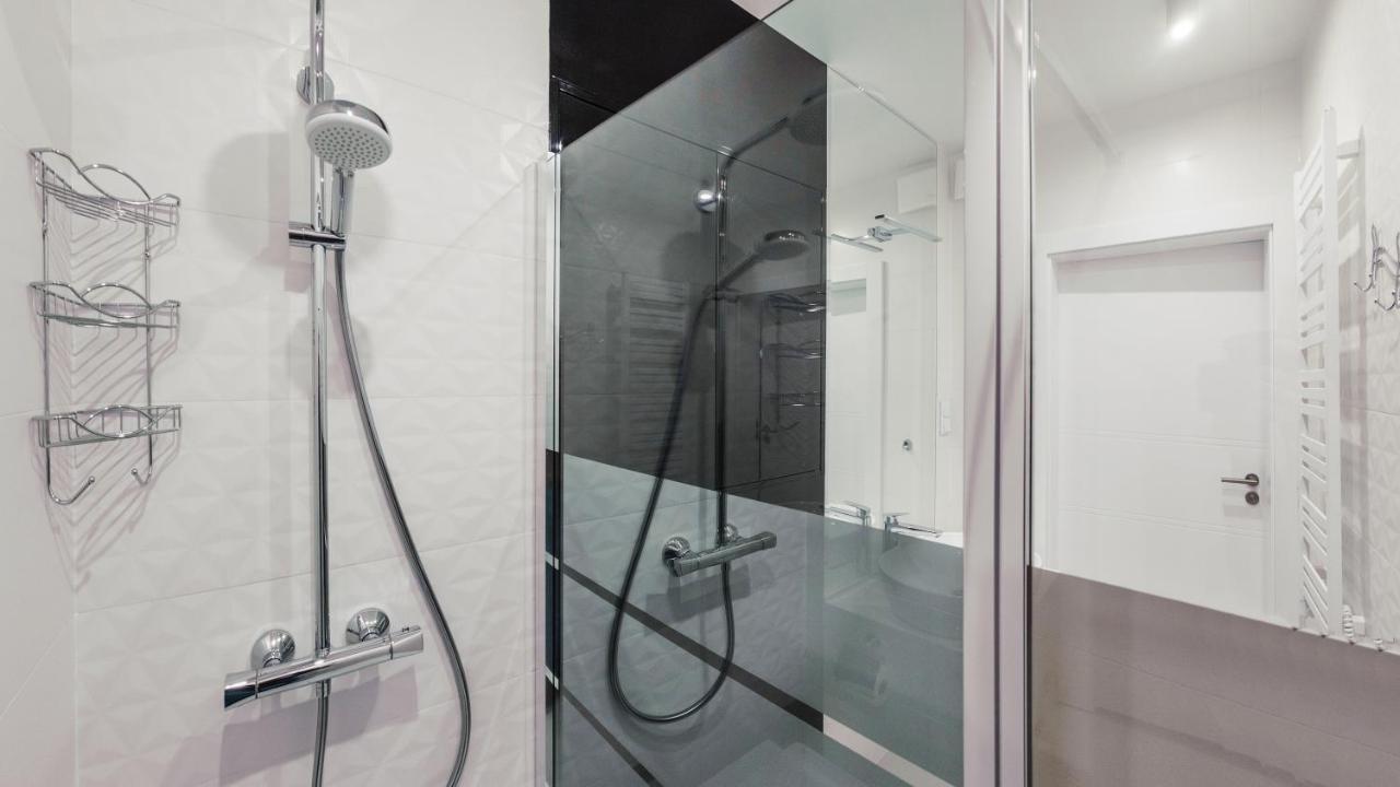 Prywatne Apartamenty Sun & Snow W Wave Z Basenem Miedzyzdroje Eksteriør bilde