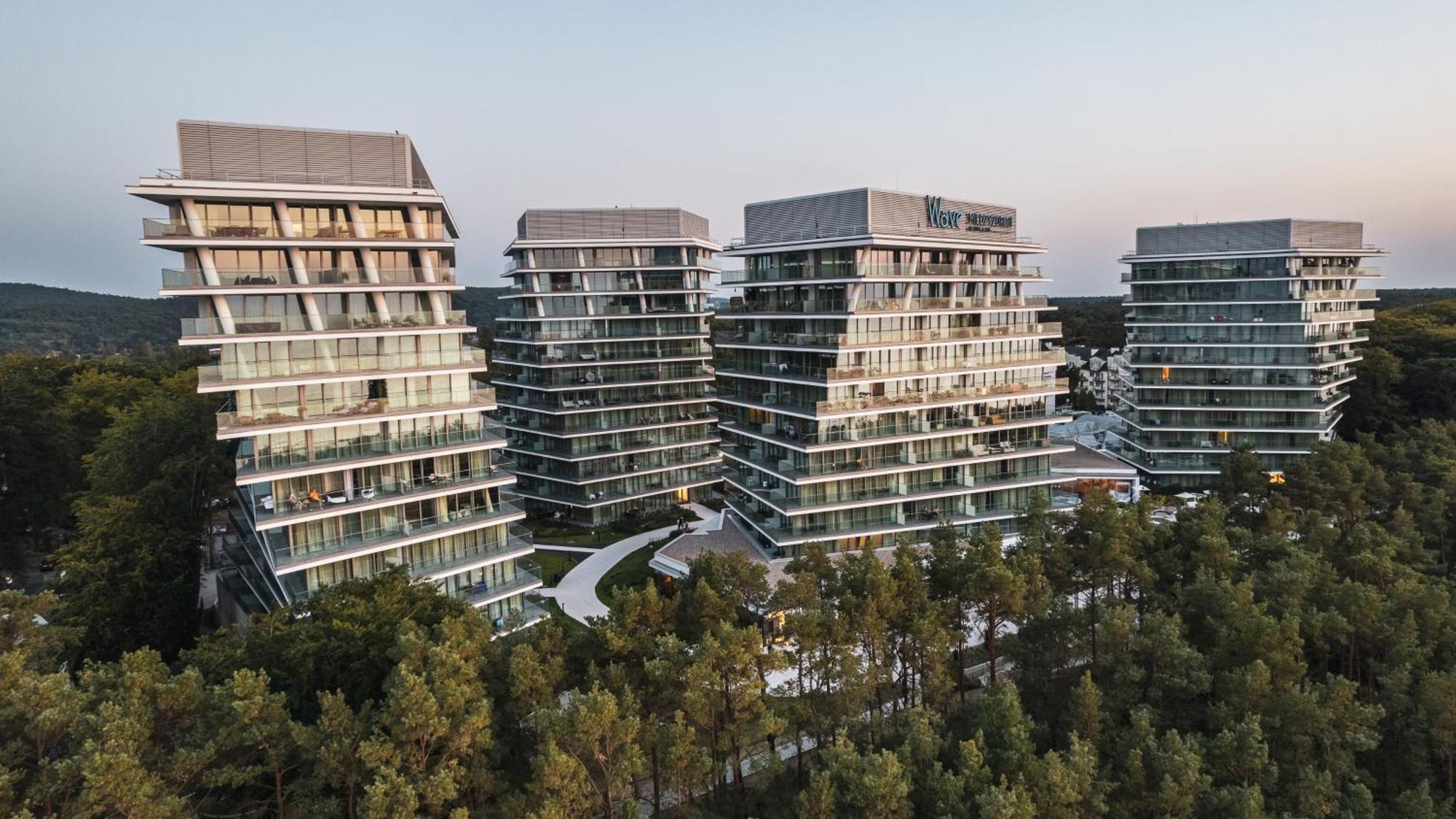 Prywatne Apartamenty Sun & Snow W Wave Z Basenem Miedzyzdroje Eksteriør bilde